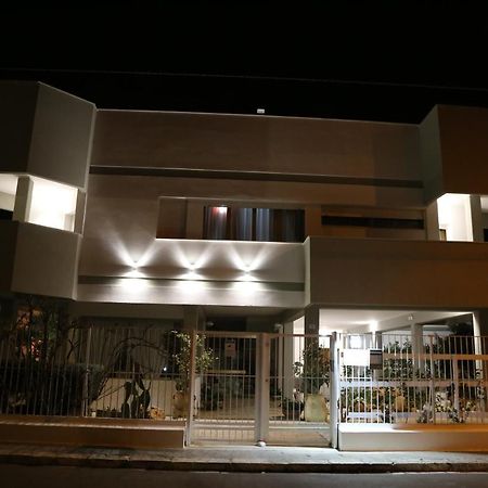 Bed and Breakfast Virò House Squinzano Esterno foto