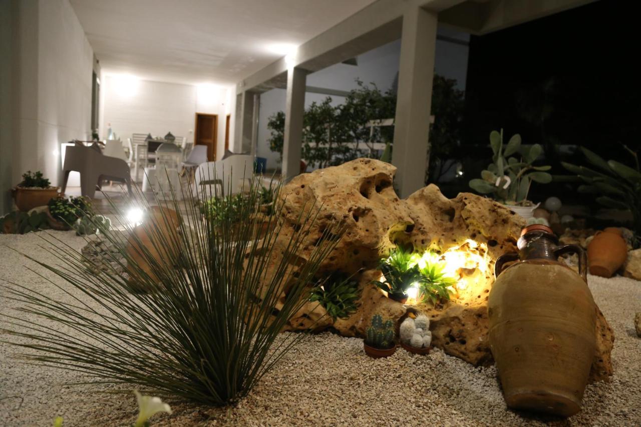 Bed and Breakfast Virò House Squinzano Esterno foto