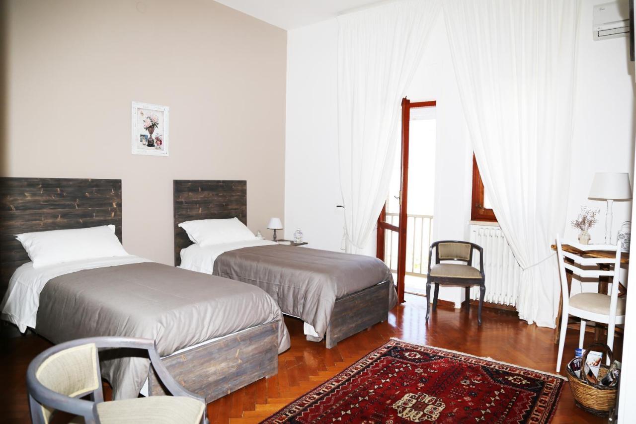Bed and Breakfast Virò House Squinzano Esterno foto